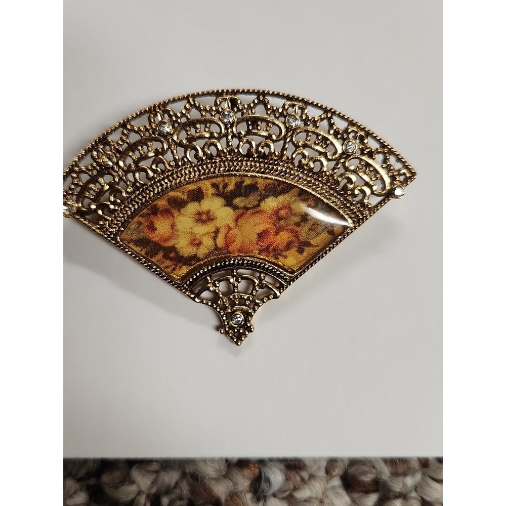 vintage 1928 brand brooch